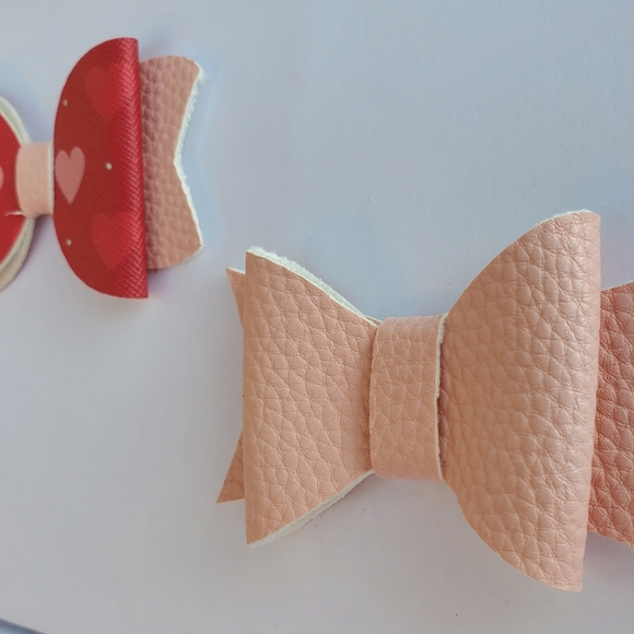 Red and Pink Bow Set - Picture 2 of 3